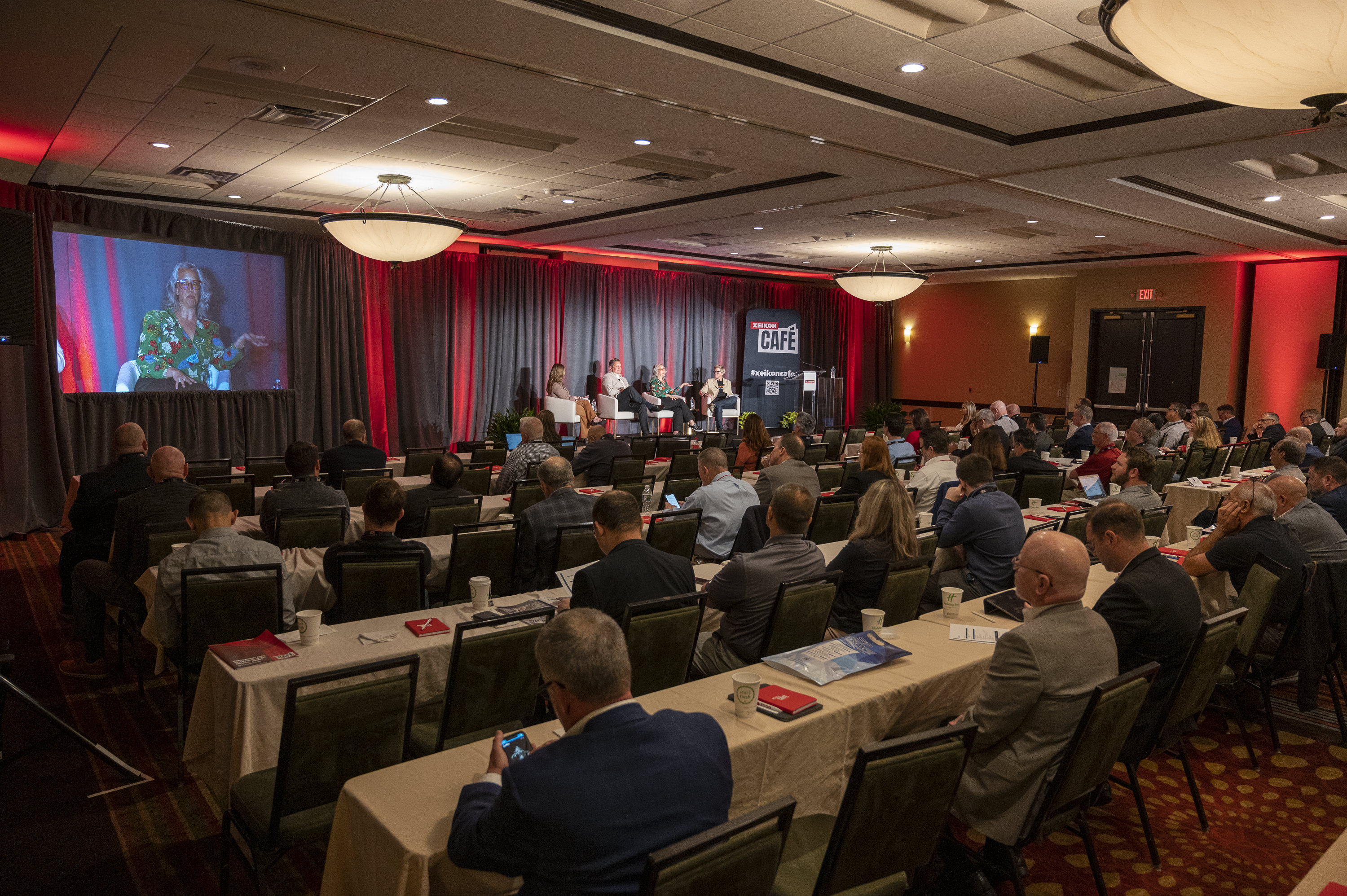 Xeikon Cafe US speakers (150)